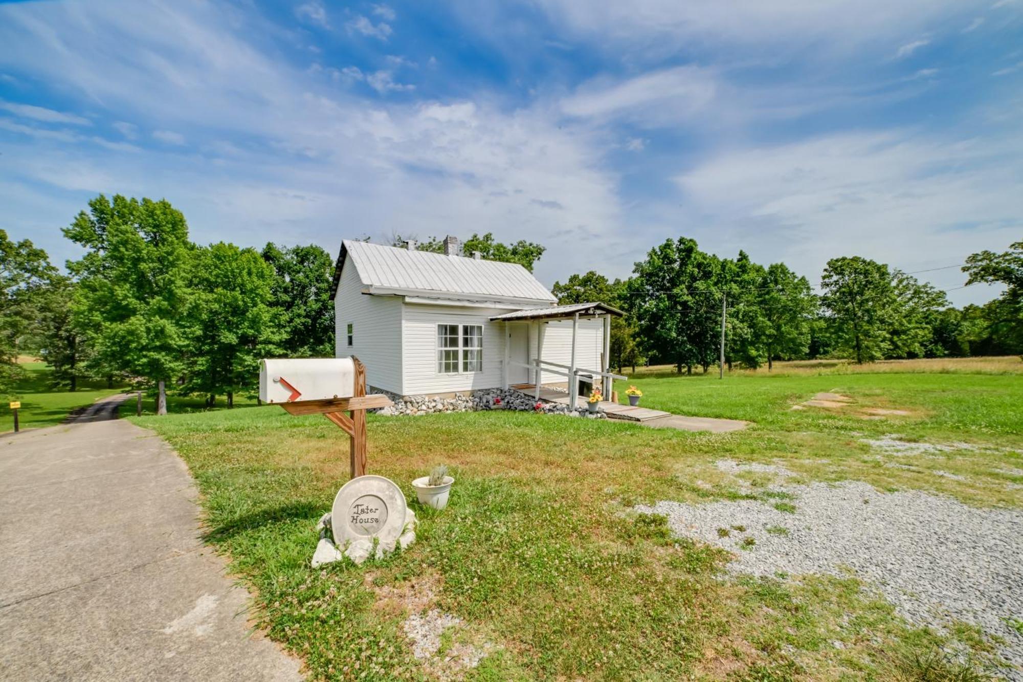Serene Mcewen Cottage About 2 Mi To Golf Course! Exterior foto